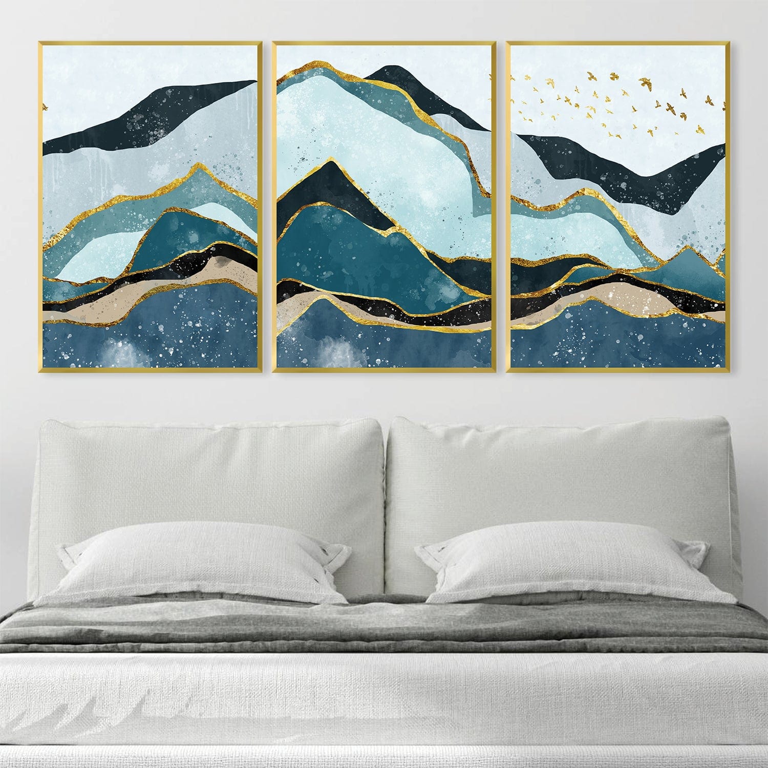 Toile de montagnes empilées